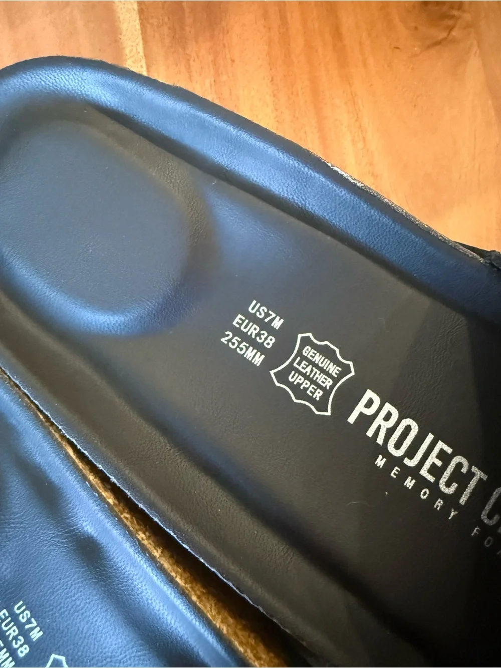 New PROJECT CLOUD Buckle Slide
Sandals in black - Picture 7 of 7